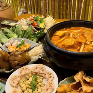 67. Lẩu Chua Cay Dịu