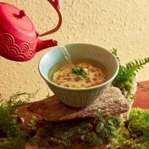 64. Canh Sen Thanh Tịnh