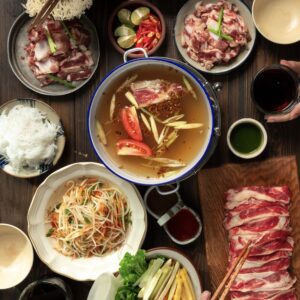 1. BUFFET BÒ NHÚNG GIẤM CƠ BẢN 141K/ NG