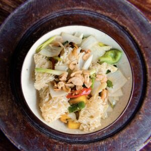 11.7. Nấm Tuyết Xào Thập Cẩm Hạt Điều