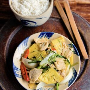 8.6. Lườn Gà Xào Sả Ớt